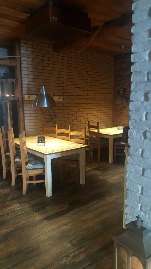 盘升安提卡酒店 比尔森 外观 照片